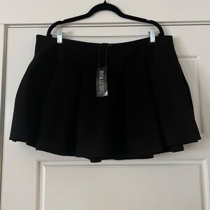 NWT Current Mood Plus Size 2x Black Pleated Mini Skirt Brand